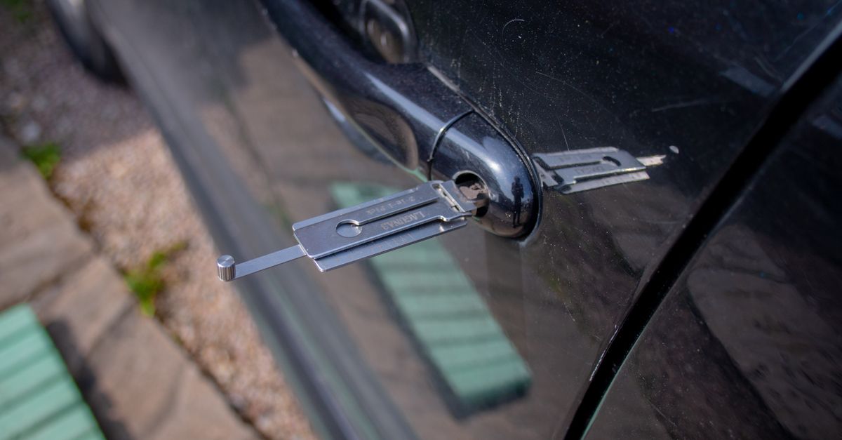 Nissan car key fob — Durham Pro Locksmith
